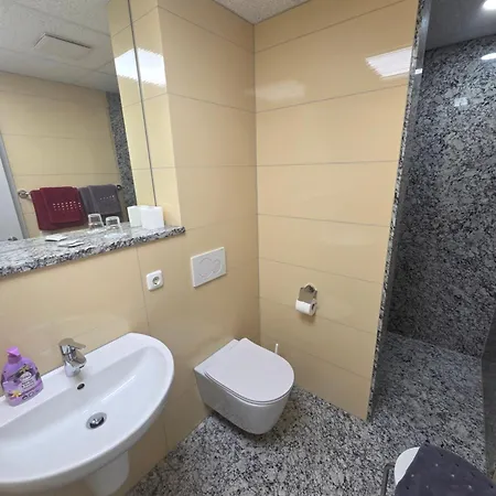 Helmers Gaestehaus 3* Gempfing