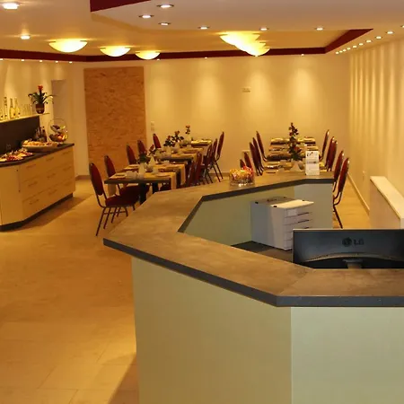 Helmers Gaestehaus Bed & Breakfast